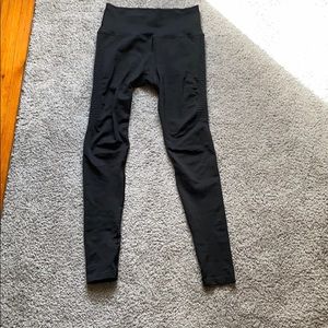 Alphalete Black Halo Leggings